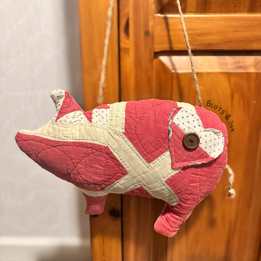 Primitive Handmade Pig — Vintage-Inspired Farmhouse Decor